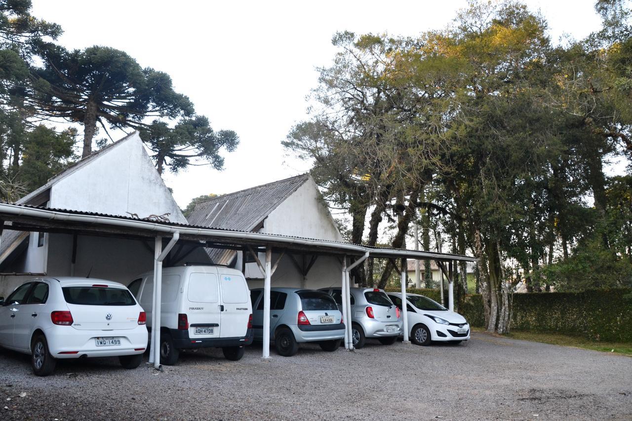 Hotel Pousada Dos Pinheiros Canela Exterior photo
